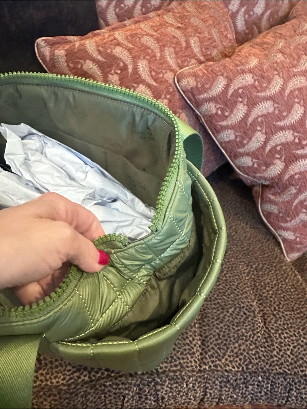 NWT Kate Spade Camden Tote in Kelp Forest Green Gorgeous Quilted Bag - Picture 8 of 16